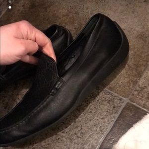 Gucci loafers sold on mer